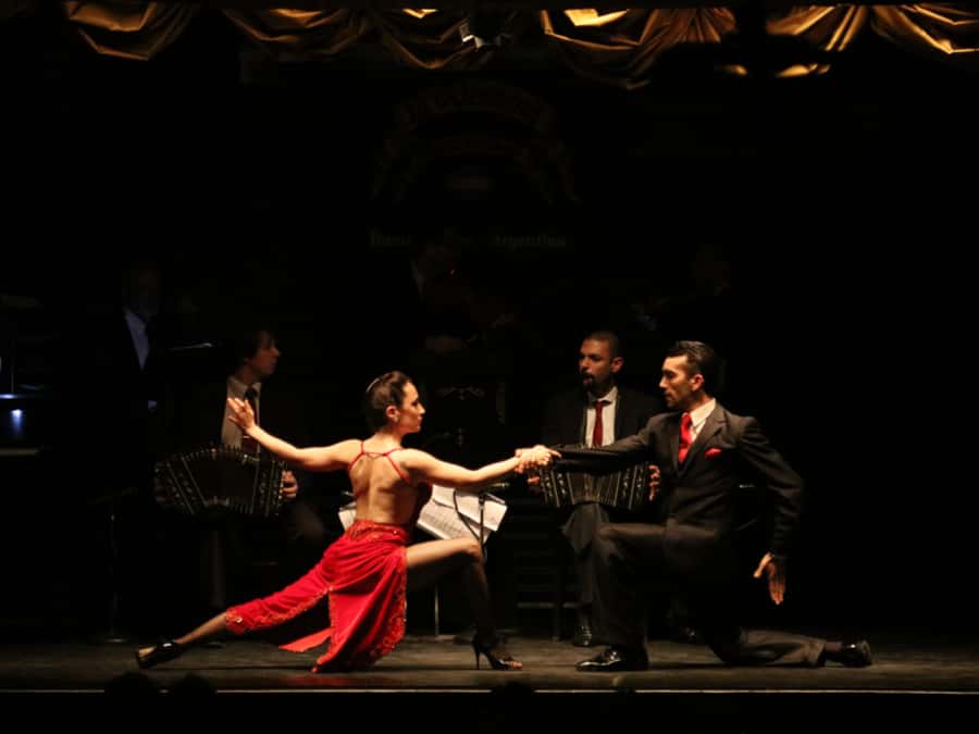 Tango show in La Ventana with optional Dinner - Getting there and back: transfers from downtown, and a possible bottleneck