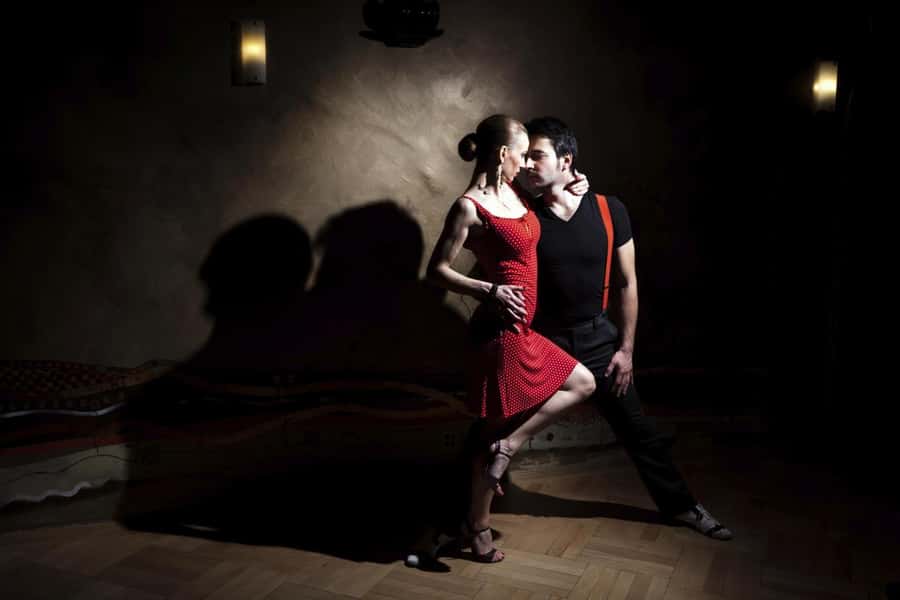 Tango show in La Ventana with optional Dinner - The music and cast: two tango orchestras plus Andean color