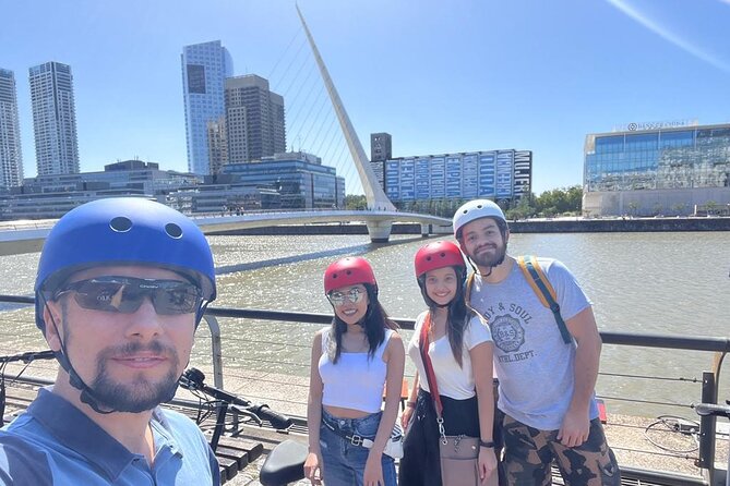 Tour Buenos Aires in one day on Electric Scooters - Stop 5: Luna Park, records and the show-business energy