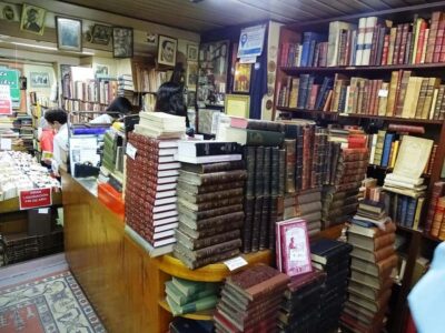 Walking Tour: Buenos Aires bookstores - Meeting Point and Group Size: How the Tour Starts Smoothly